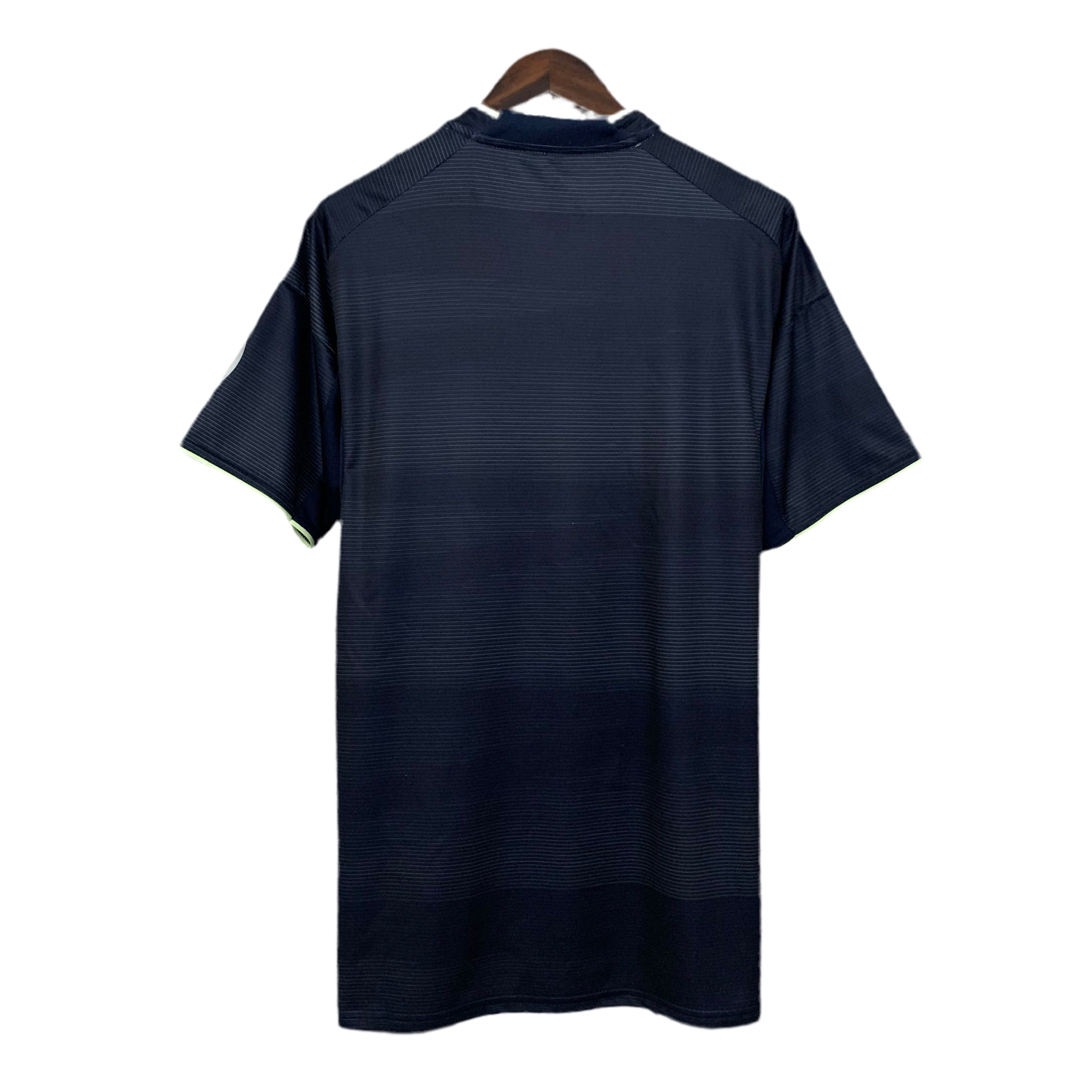 Camisola Real Madrid II 25/26