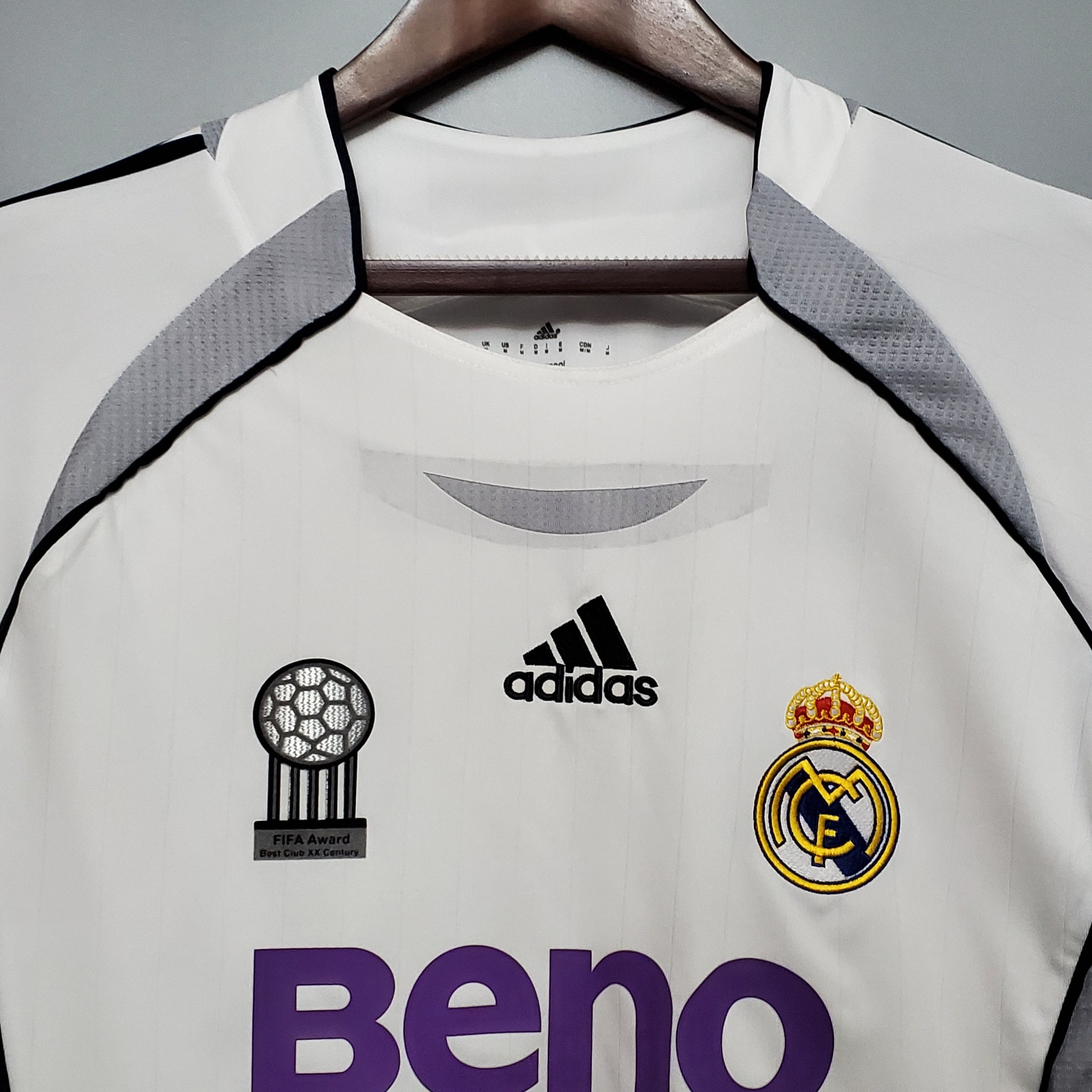 Camisola Manga Longa Real Madrid 06/07 - Branco