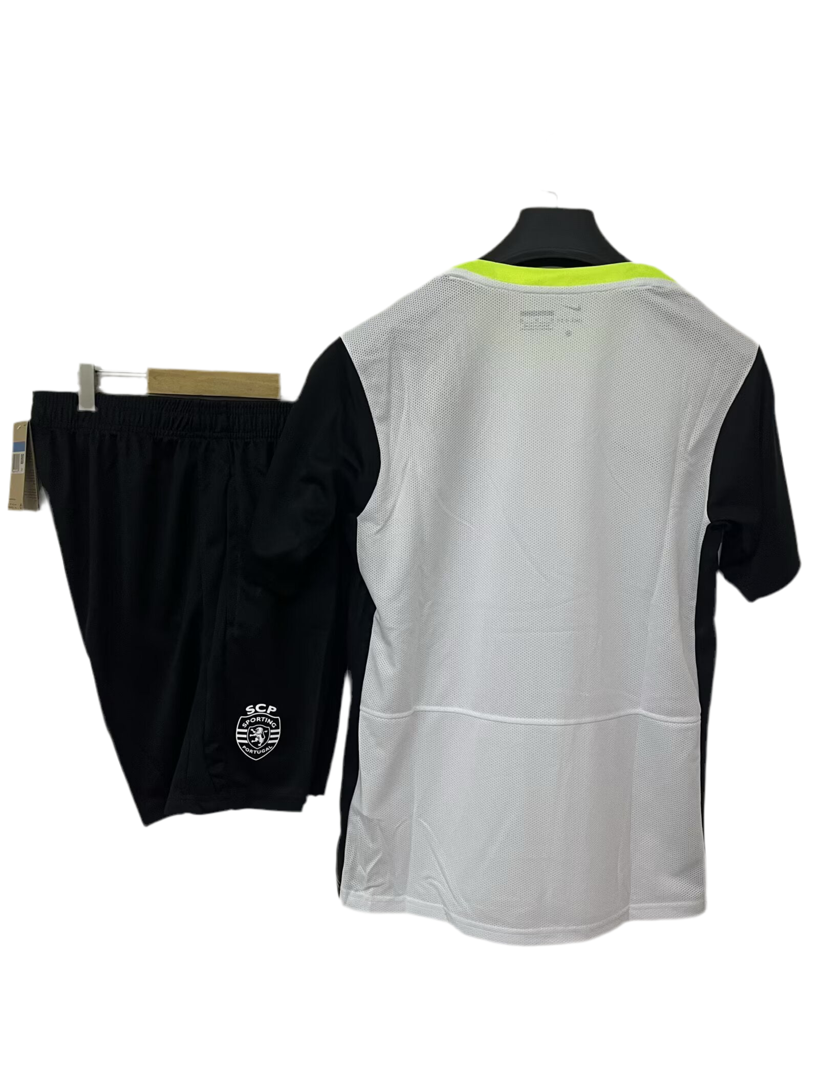 Camisola e Short Sporting 25/26 - Treino