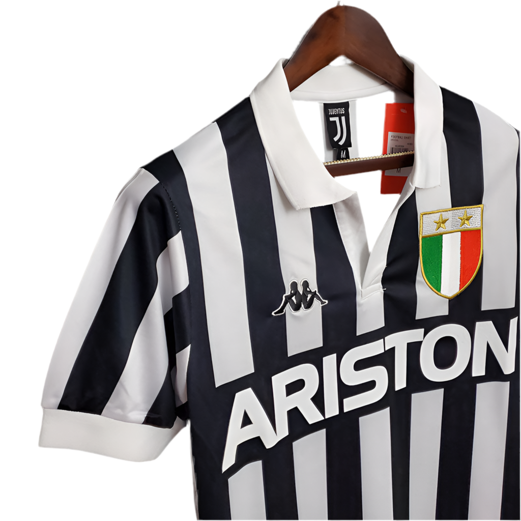 Camisola Juventus Retrô 1984/1985 - Preta e Branca