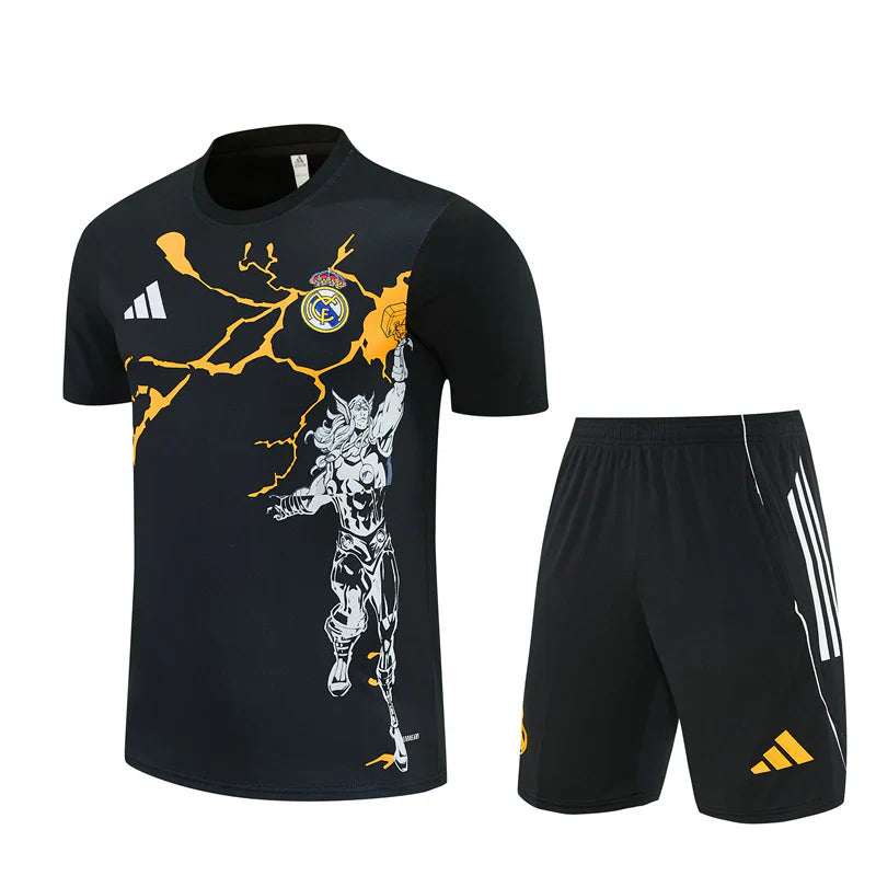 Kit Infantil Real Madrid x Marvel 25/26