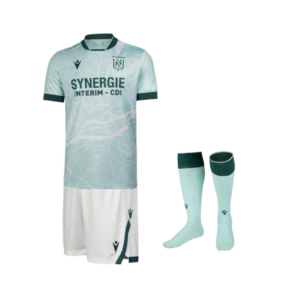 Kit Infantil Nantes II 25/26