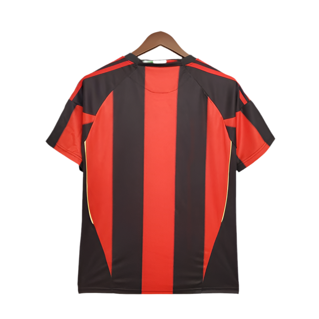 Camisola AC Milan Retrô 2010/2011 - Vermelha e Preta