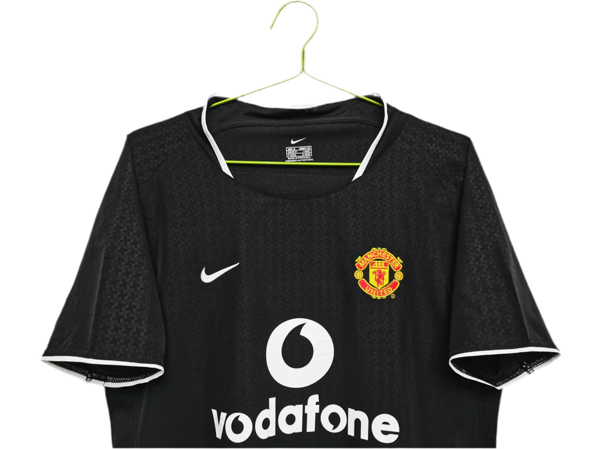 Camisola Manchester United  Retrô 03/04 - Preta