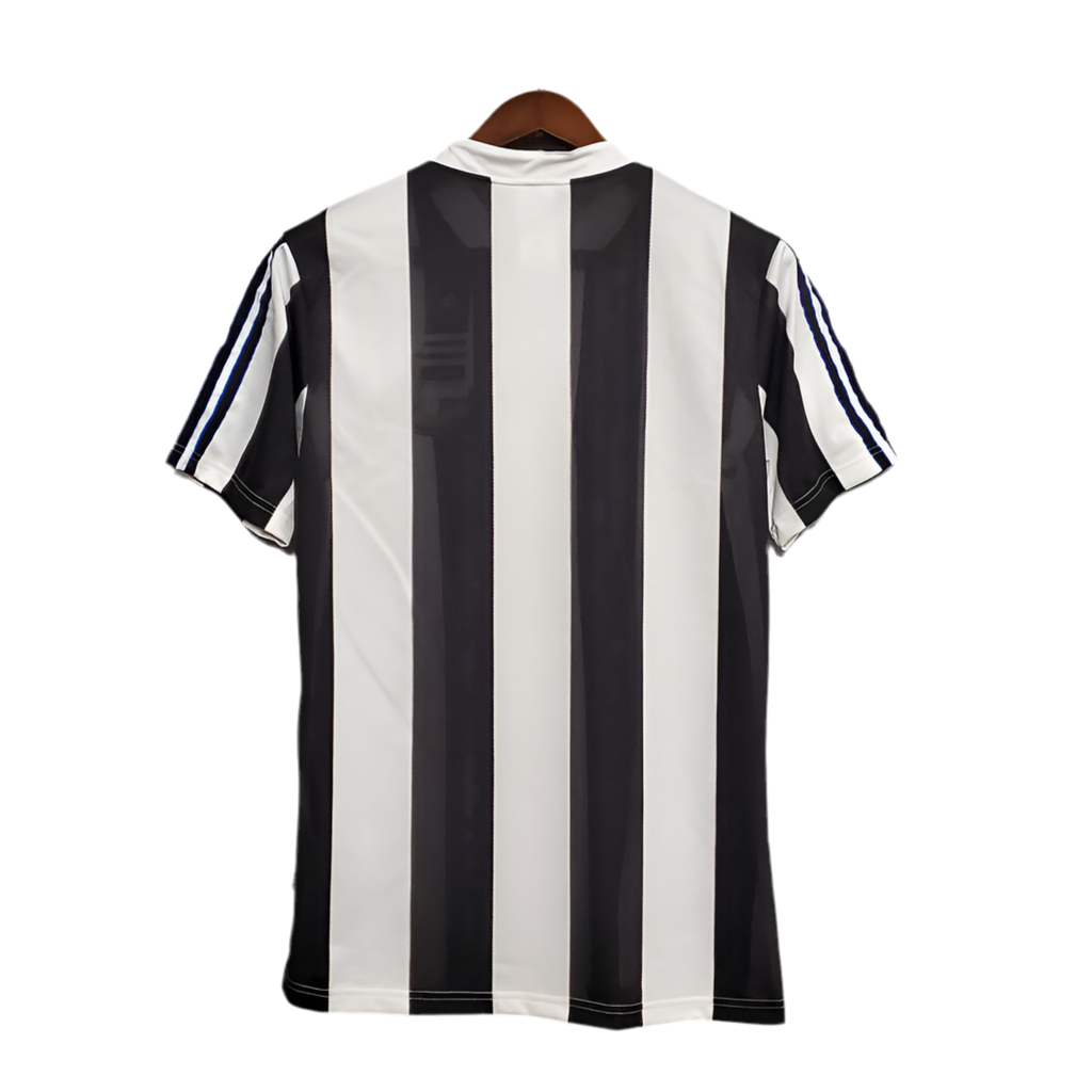 Camisola Newcastle Retrô 1995/1997 - Preta e Branca